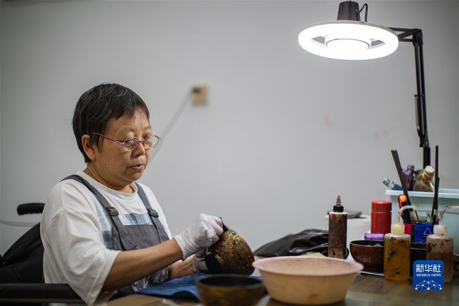 血拼牛牛下载
